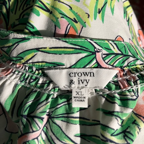 Crown and Ivy blouse size XL - Picture 5 of 6